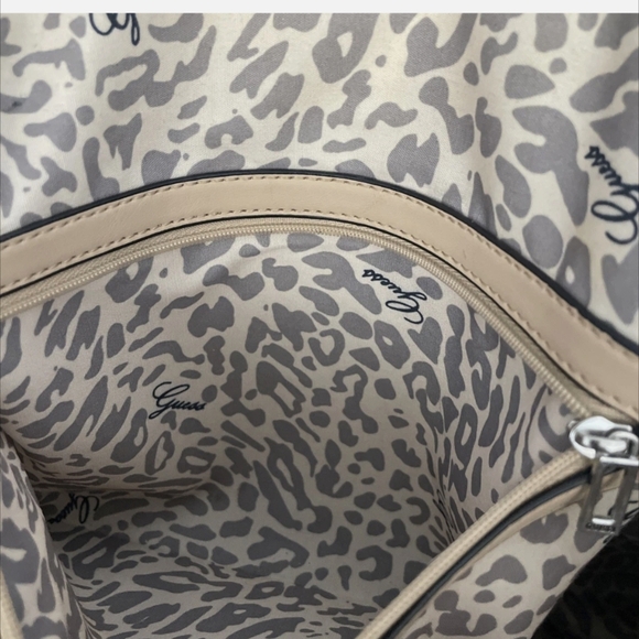 Guess Blue and Tan Tote Bag - Picture 14 of 15